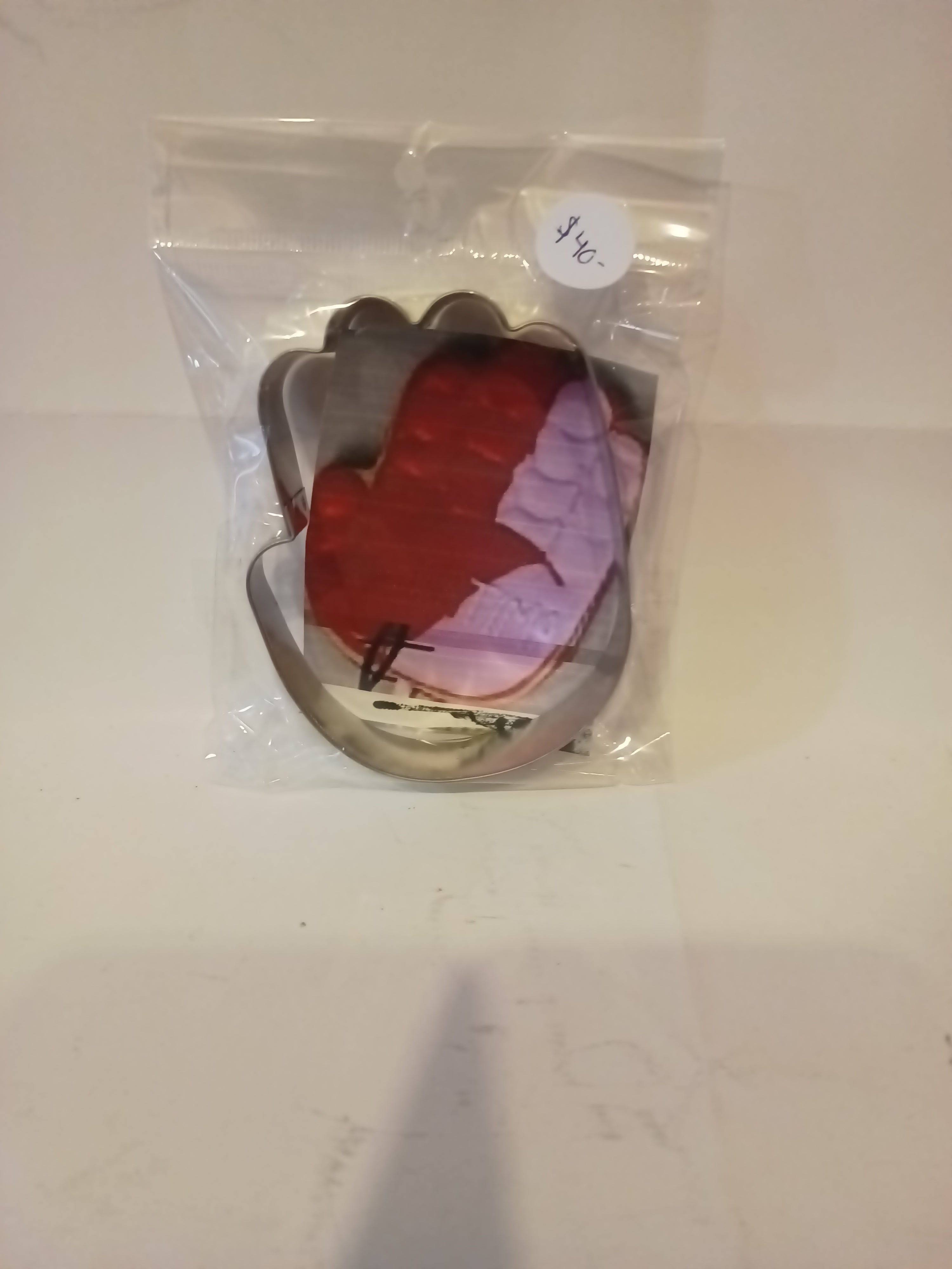 CORTADOR DE GALLETA DE LAMINA 10 CM ESTANDAR MANITA DE SUERTE