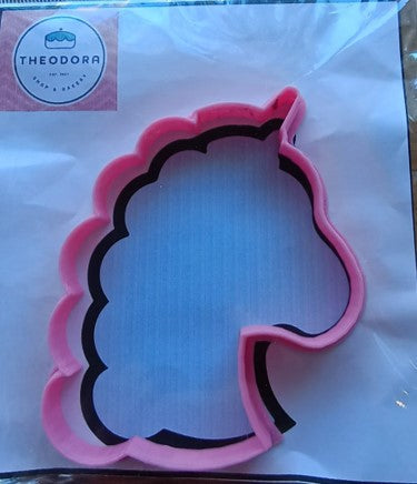CORTADOR DE GALLETAS DE PLASTICO 10 CM APROX. CABEZA DE UNICORNIO 7