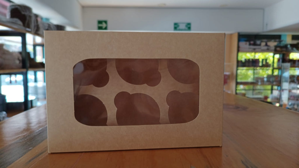 CAJA PARA CUPCAKES KRAFT CON VENTANA 6 PIEZAS