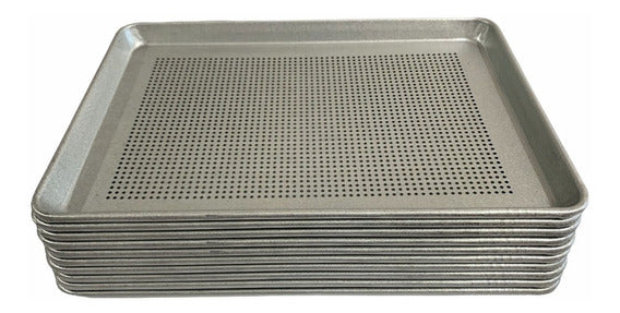 CHAROLA PARA HORNEAR ZINTROALUM PERFORADA 35 x 50 CM