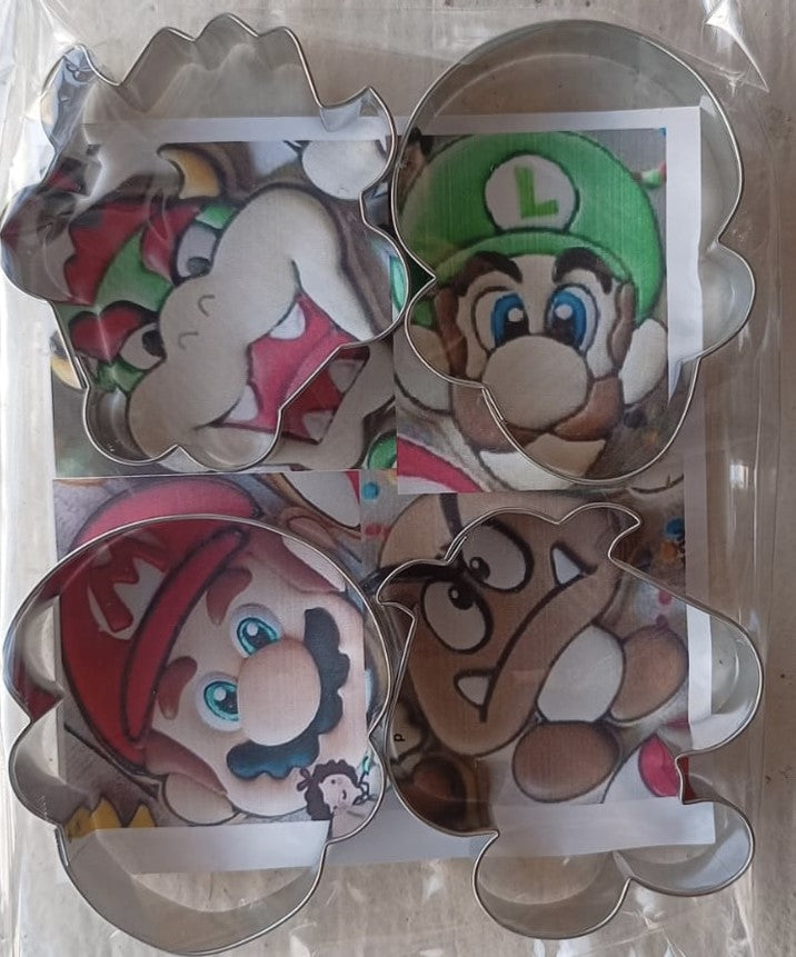 SET CORTADORES GALLETA LAMINA ESTANDAR MARIO BROS 2 (4 PIEZAS)